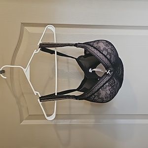 Cacique 36G great condition black and tan modern lace covered bra ll balc